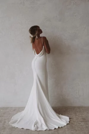 Suknia Ślubna Do Kostek 13 robe mariee boheme chic forme sirene dos 720x