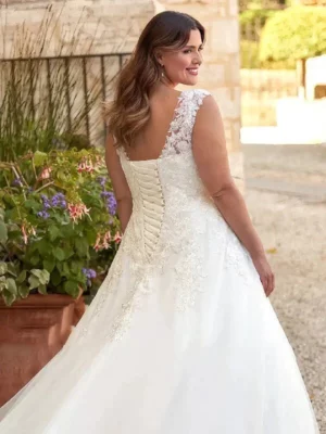robe de mariee femme petite et ronde 3 turbo 314664 5000x